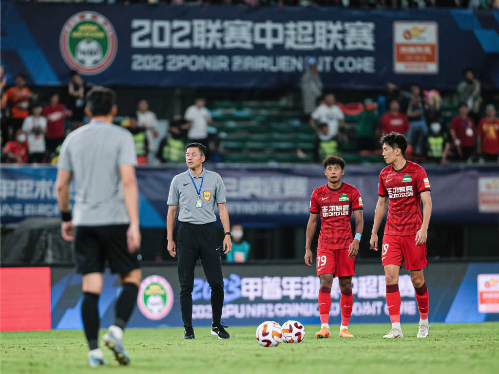 中超战火再起，冠军归属悬念丛生